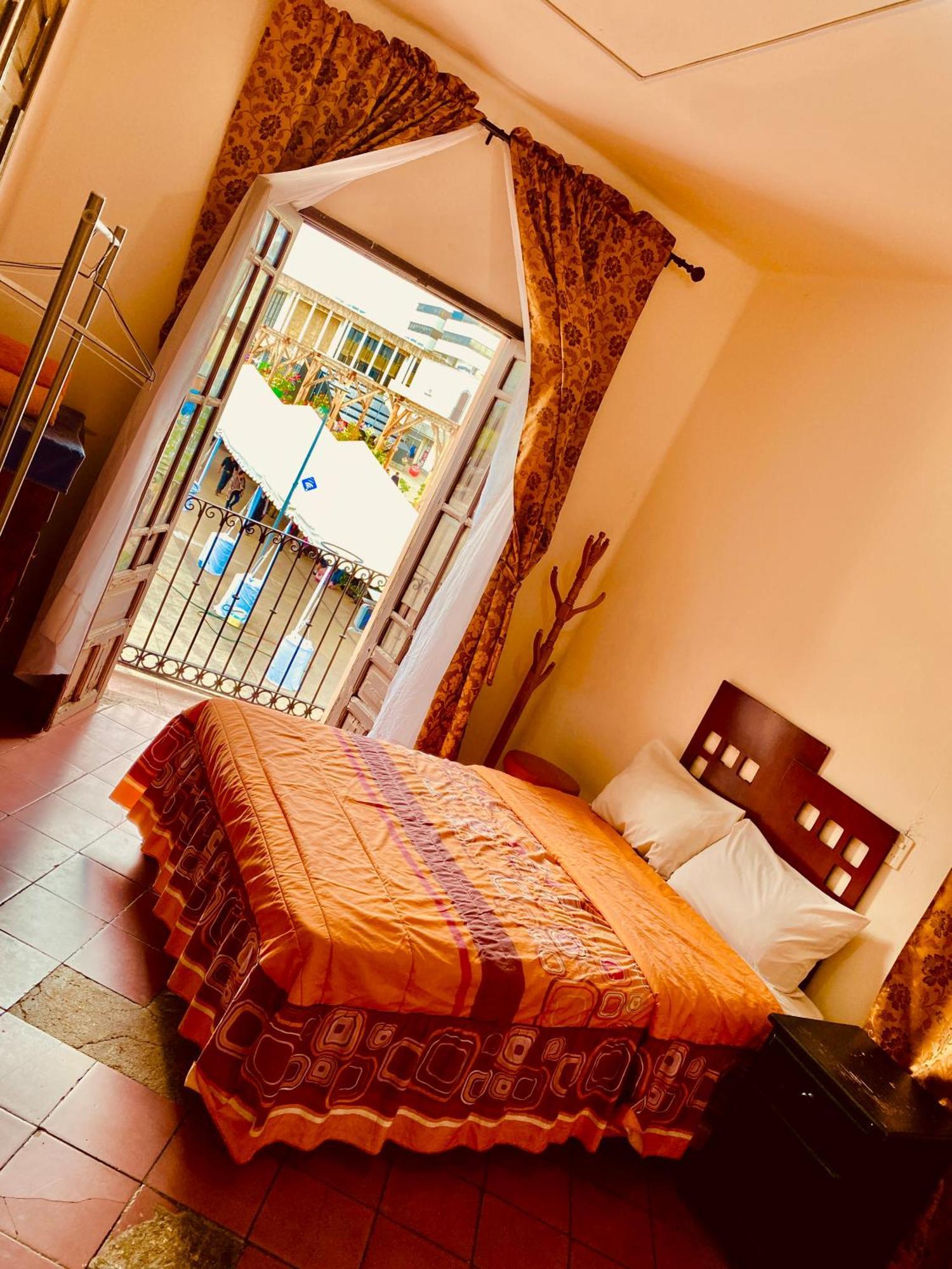 Hostal Santuario De Las Libelulas Guadalajara Exteriér fotografie